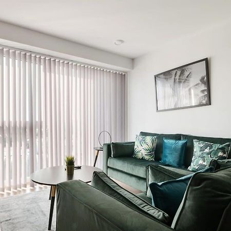 Beautiful 2 Bed Apartment In A Converted Mill Leeds  Eksteriør billede